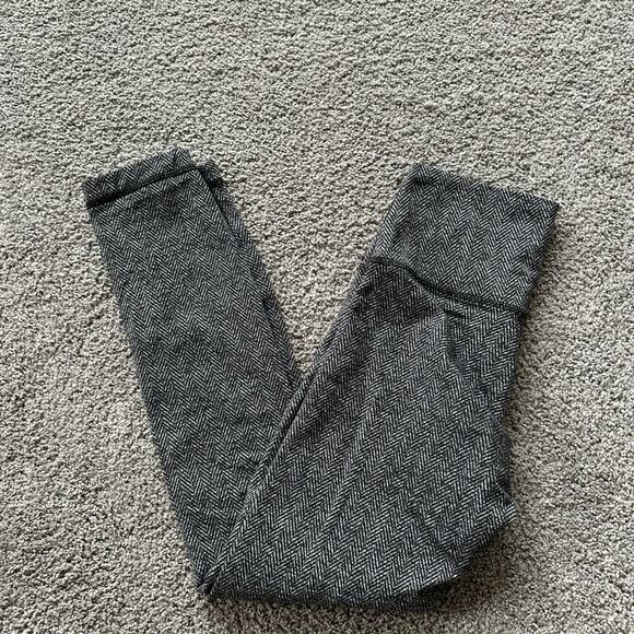 Lululemon Wunder Under High Rise Pants - Picture 7 of 7